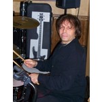 House drummer "Crash"